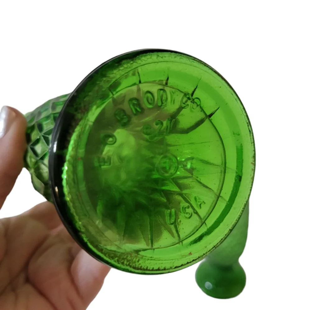 E.O. Brody green diamond